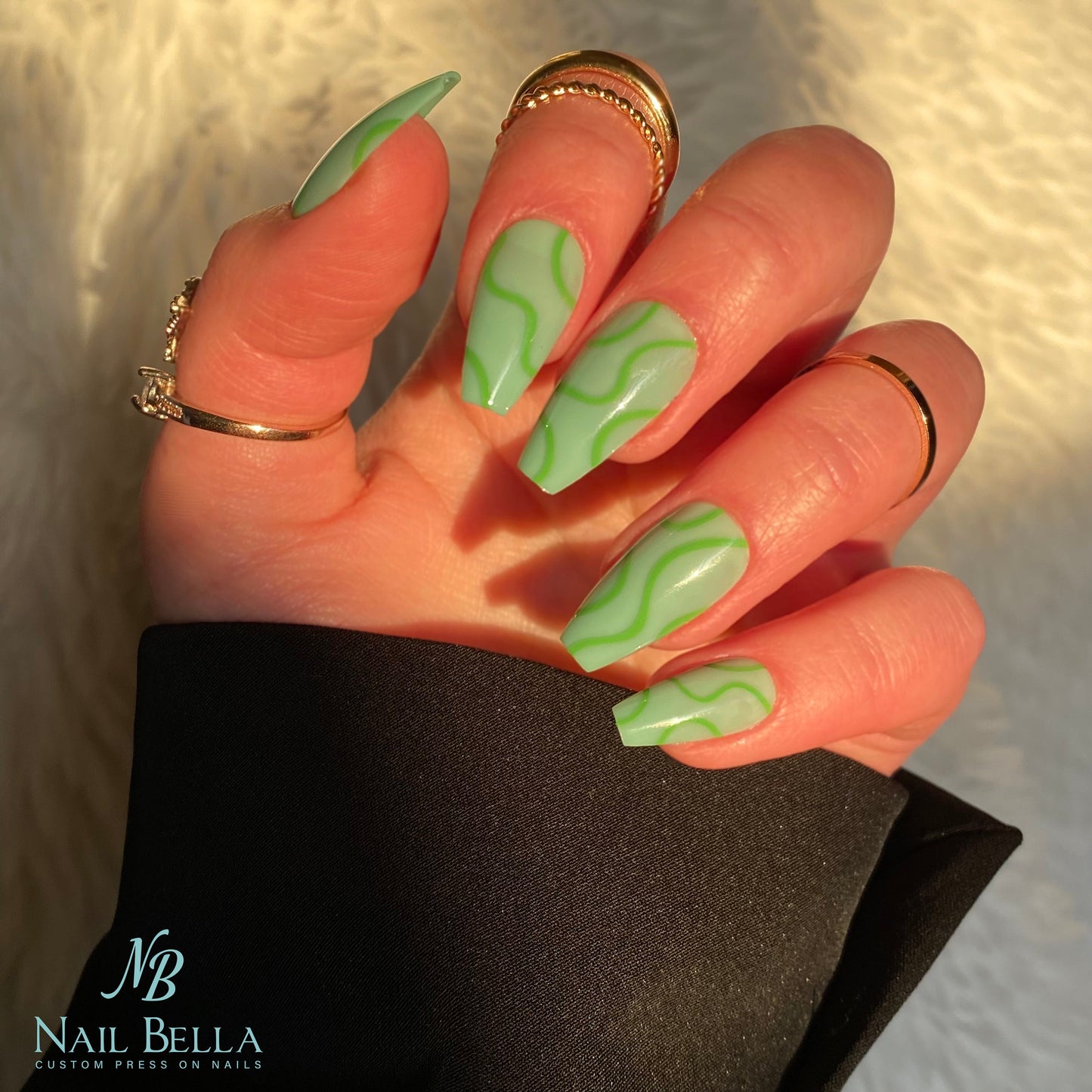 Green Swirl Mid Coffin Press On Nails / Nails with Designs / Fake Nails / Glue On Nails / Nail on Press Nail Short / Press on Nail Short