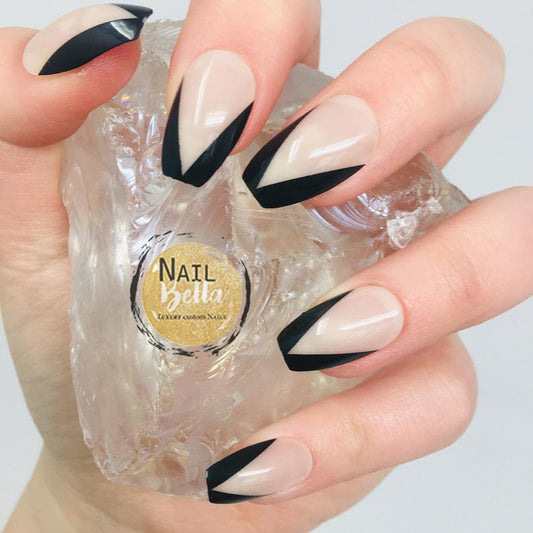 Black Short Coffin V-Shape French Tip Press on Nail Set / Fake Nails / False Nails / Glue On Nails / Ready to Ship / No Sizing Necessary